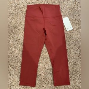 Lululemon Wunder under high rise crop, 21”.